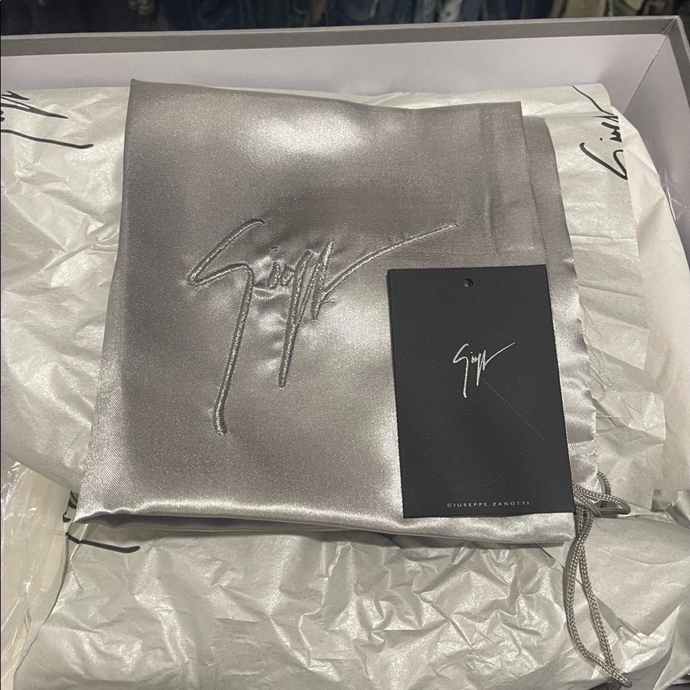 Giuseppe Zanotti White May London High-Top Silver Zipper Sz 43/10 Designer - Picture 15 of 15